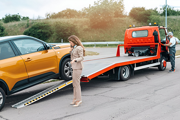 Driver stranded during breakdown awaiting recovery service